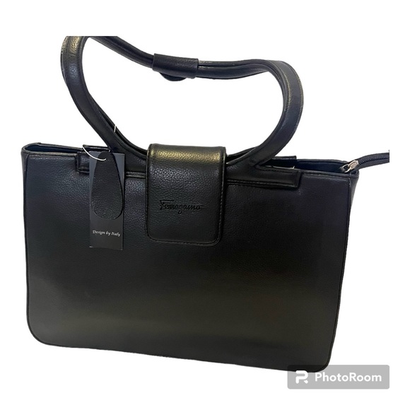 NWT Vintage Ferragamo Black Ladies Business Handbag w/ unbranded dust cover bag - Picture 3 of 11